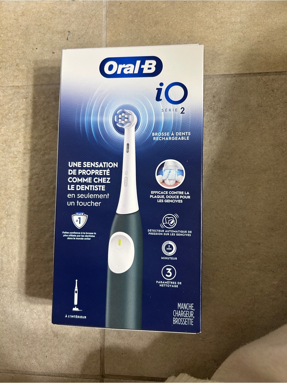 Oral‑B iO Series 2 Electric Toothbrush - Teal/White